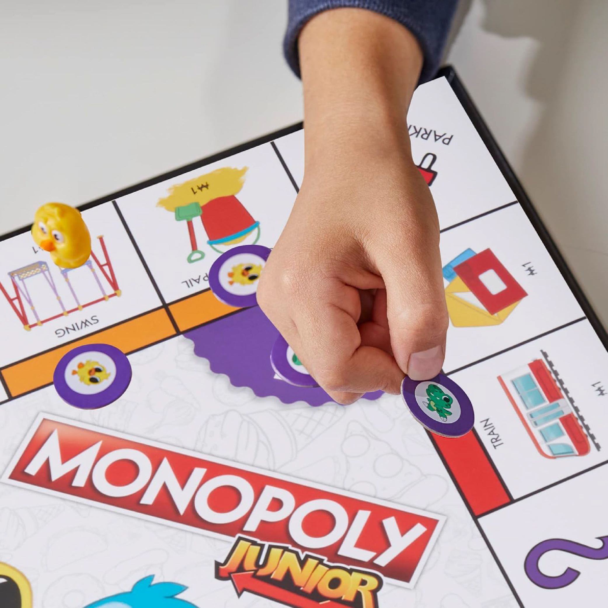 MONOPOLY JUNIOR SQUARE 2 IN 1-03