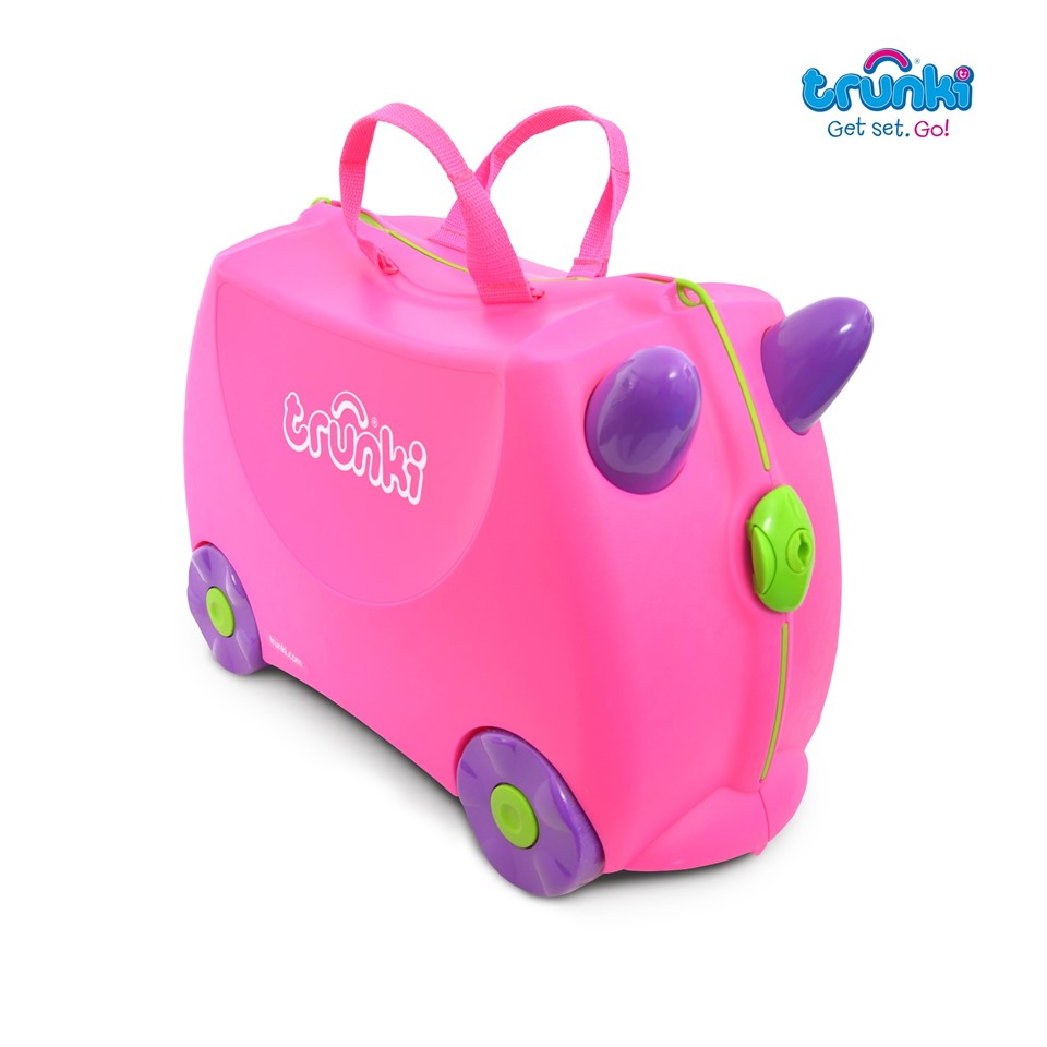 TR1200061GB010 Trunki Ride On Suitcase-Trixie Pink (1)